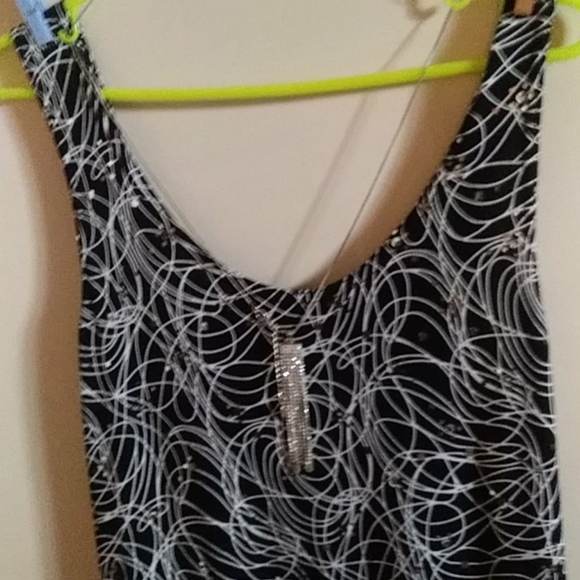 Top - Picture 6 of 8